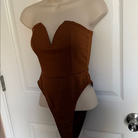 Brown Bodysuit - Picture 6 of 7